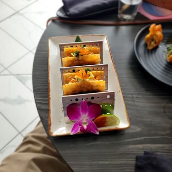 Rosa Sky - Salmon Tacos app - Lounges Near Me - Miami, Florida Rosa Sky - Salmon Tacos app - Lounges Near Me - Miami, Florida