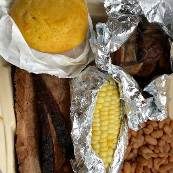 Gorilla Barbeque - Beef brisket, grilled portobello mushrooms, corn, rice & beans, and corn bread. Enough food for two delicious meals! - Barbeque Near Me - Pacifica, California Gorilla Barbeque - Beef brisket, grilled portobello mushrooms, corn, rice & beans, and corn bread. Enough food for two delicious meals! - Barbeque Near Me - Pacifica, California