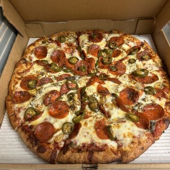 AJ's Pizza - White crust, red sauce, mozzarella, Gouda, pepperoni and jalepeno - Pizza Near Me - Myrtle Beach, South Carolina