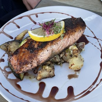 Miramonte Winery - Salmon - Wineries Near Me - Temecula, California Miramonte Winery - Salmon - Wineries Near Me - Temecula, California