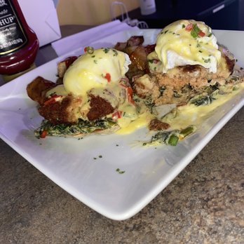 Starr Food Lounge - Egg Benedict on Salmon Patties - Caribbean Near Me - Douglasville, Georgia