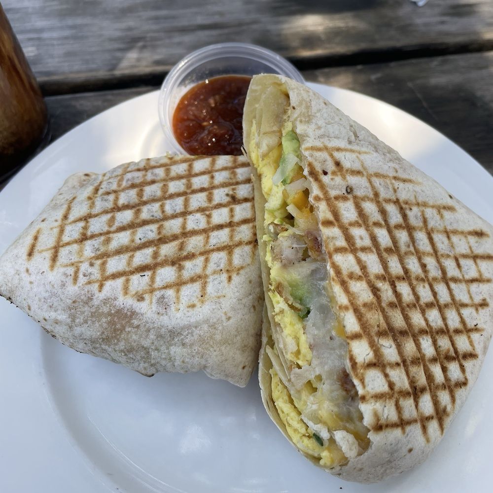 Kitchenette - Breakfast Burrito - Breakfast & Brunch Near Me - Templeton, California Kitchenette - Breakfast Burrito - Breakfast & Brunch Near Me - Templeton, California