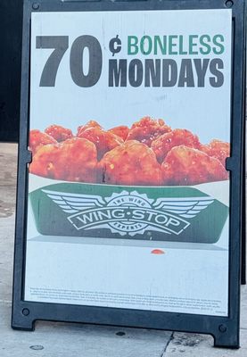Wingstop by null