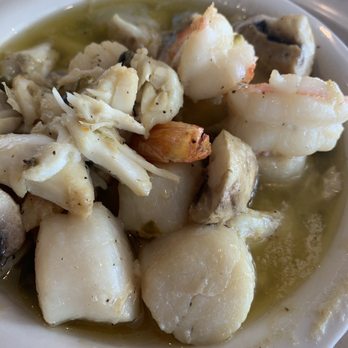 Fisherman's Crab Deck - Seafood sauté - Seafood Near Me - Grasonville, Maryland