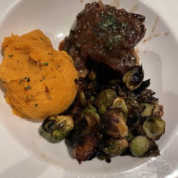 Farmer's Table - Grass Fed Beef Short Rib - Desserts Near Me - Boca Raton, Florida