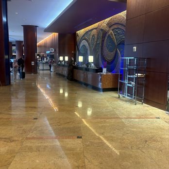 Hilton Baltimore Inner Harbor - Check-in - Hotels Near Me - Baltimore, Maryland