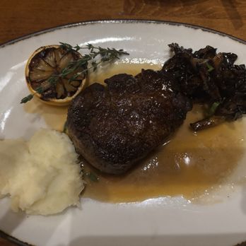 Il Lusso - Steakhouses Near Me - Tallahassee, Florida