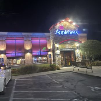Applebee's Grill + Bar - American Near Me - Independence, Ohio