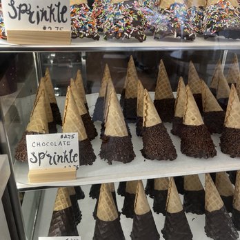 Emack & Bolio's Fort Greene - Ice Cream & Frozen Yogurt Near Me - Brooklyn, New York