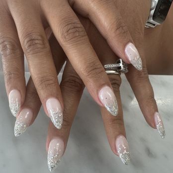 Luxe Nail & Spa - Nail Salons Near Me - South Hackensack, New Jersey