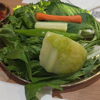 Top Sot - Assorted veggies that come with ssambap combos - Korean Near Me - Buena Park, California Top Sot - Assorted veggies that come with ssambap combos - Korean Near Me - Buena Park, California