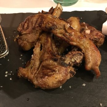 Cheche - Delicious lamb chops - Tapas Bars Near Me - Castelldefels, B