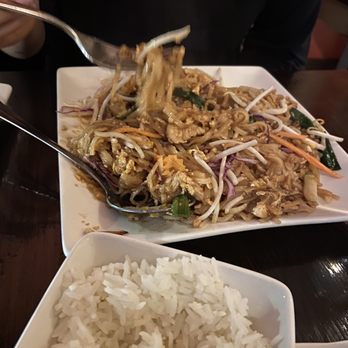 Thai On 1 - Pad Thai - Thai Near Me - Seattle, Washington