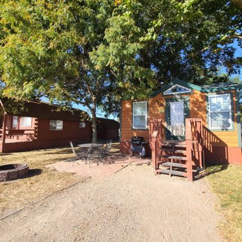 Grand Island KOA - Deluxe cabin exterior - Hotels Near Me - Doniphan, Nebraska Grand Island KOA - Deluxe cabin exterior - Hotels Near Me - Doniphan, Nebraska