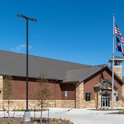 Challenger School - Independence - Located directly off Highway 121, our Independence Parkway campus is located on the boundary between Frisco and Plano...