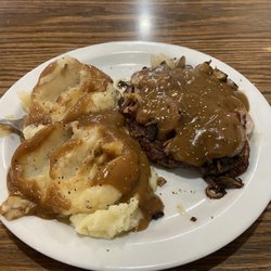 Outlaw Cafe - Salisbury Steak