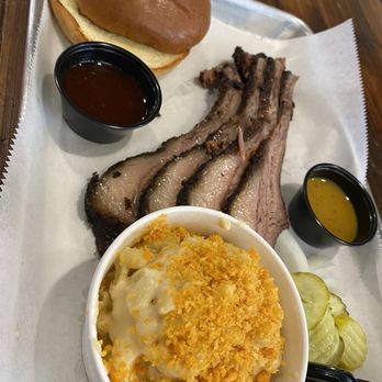 Gatherall - Bbq brisket and Mac and cheese - Food Court Near Me - Norwood, Ohio
