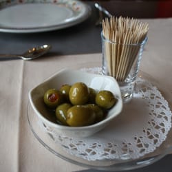 Harmonie Hotel Café Restaurant - Green olives