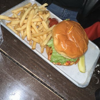 Nitty Gritty - Sun Prairie - Salmon - American Near Me - Sun Prairie, Wisconsin