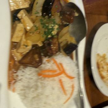 Cafe Tibet - Vegan Restaurant - Eggplant and tofu dish - Vegetarian Near Me - Berkeley, California