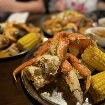 Feasty crab - crab legs and corn on the cob - Seafood Near Me - Derwood, Maryland