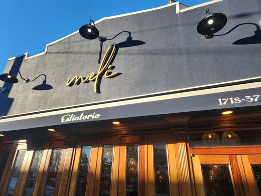 Meli Estiatorio by null