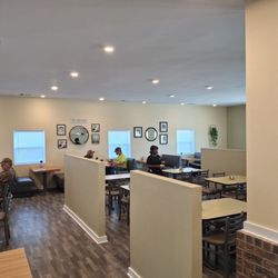 Matlock's Restaurant - Restaurant seating