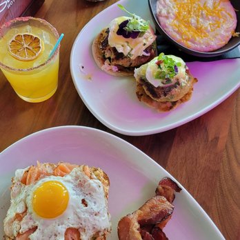 82 Degrees - Smoked salmon toast with bacon. Crab and shrimp benedict with cheese grits. GET THE GRITS! - Seafood Near Me - St. Pete Beach, Florida 82 Degrees - Smoked salmon toast with bacon. Crab and shrimp benedict with cheese grits. GET THE GRITS! - Seafood Near Me - St. Pete Beach, Florida