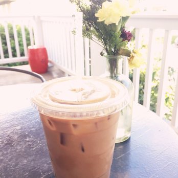 Katonah Reading Room - Iced almond mocha - Cafes Near Me - Katonah, New York