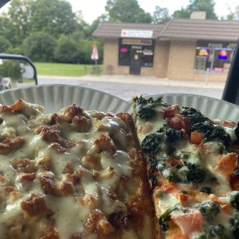 Saporito Pizza - Gourmet Pizza Slice @Saporiro's - Pizza Near Me - Warwick, New York Saporito Pizza - Gourmet Pizza Slice @Saporiro's - Pizza Near Me - Warwick, New York