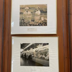 Vanha kauppahalli - old photographs of the market