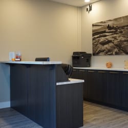 Myokinetics Registered Massage Therapy - Myokinetics Reception Area