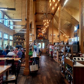 Bailiwick Market & Cafe - Ice Cream & Frozen Yogurt Near Me - Elbridge, New York