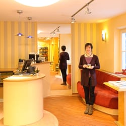 Schuh Josef Sax - Gabi Sax in unserer "Lounge"