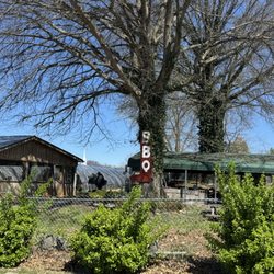 Bristol Gardens & Grill - Best BBQ!