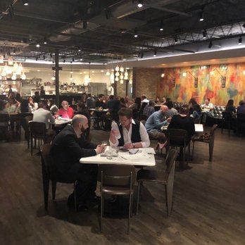 District Table and Bar - Interior is very nice - New American Near Me - Stuart, Florida