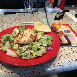 Red Robin Gourmet Burgers and Brews