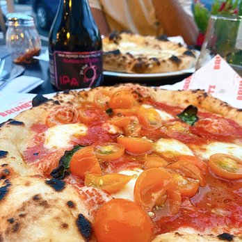 Brunetti Pizza Westhampton Beach - Italian Near Me - Westhampton Beach, New York