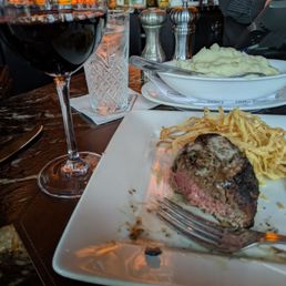 Amazing filet, wonderful mashed potatoes and perfect pairing with wine.  You will love it.  Loved Matt at the bar and wonderful experience.