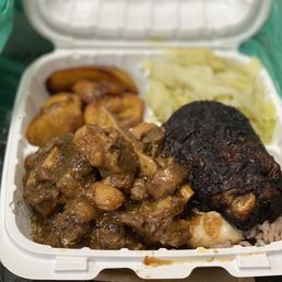 Jerk chicken and oxtail combo