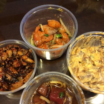 Fresh Catch - Salmon poke, ahi Shoyu poke, spicy and smoked Tako - Hawaiian Near Me - Honolulu, Hawaii Fresh Catch - Salmon poke, ahi Shoyu poke, spicy and smoked Tako - Hawaiian Near Me - Honolulu, Hawaii