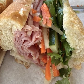 Ba-Le Sandwich Shop - Vietnamese Near Me - Mililani, Hawaii