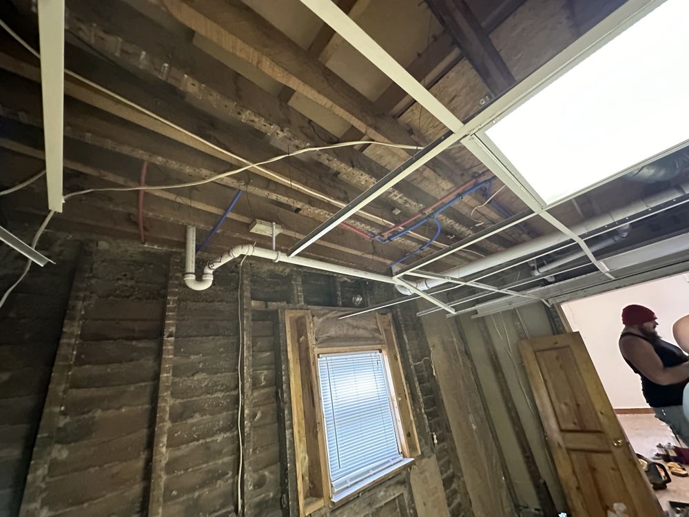 Slide of Leasher’s Home Solutions