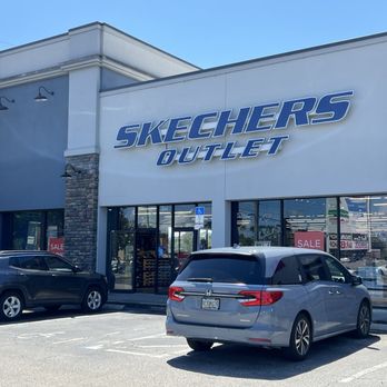 SKECHERS Warehouse Outlet - This is by far the largest Sketchers store I've ever been in! - Shoe Stores Near Me - Jacksonville, Florida SKECHERS Warehouse Outlet - This is by far the largest Sketchers store I've ever been in! - Shoe Stores Near Me - Jacksonville, Florida