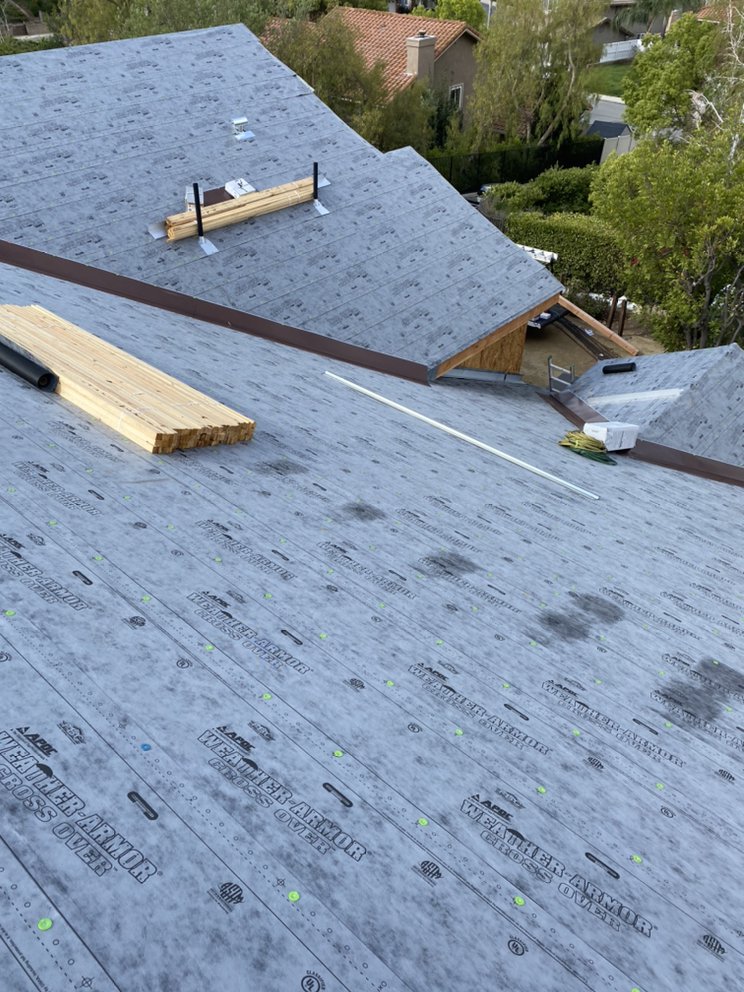 Slide of Villa’s Roofing