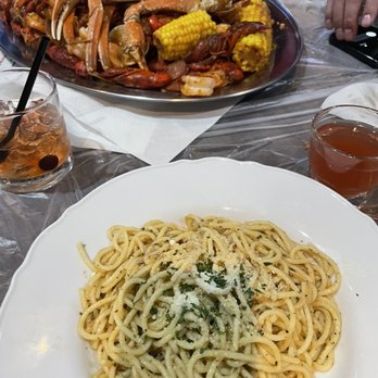 Crab Pack - Garlic noodle - Seafood Near Me - Fort Worth, Texas Crab Pack - Garlic noodle - Seafood Near Me - Fort Worth, Texas