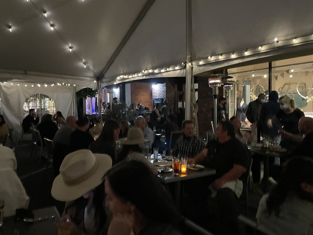La Cosecha Bar + Restaurant