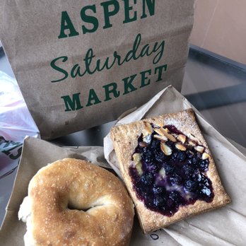 Aspen Saturday Market - a bagel and blueberry sandwich - Farmers Market Near Me - Aspen, Colorado Aspen Saturday Market - a bagel and blueberry sandwich - Farmers Market Near Me - Aspen, Colorado