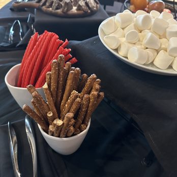 Pinstripes - Dessert - Bowling Near Me - San Mateo, California
