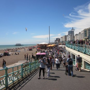 Brighton Beach - bars and shops on the Promenade - Beaches Near Me - Brighton, BNH Brighton Beach - bars and shops on the Promenade - Beaches Near Me - Brighton, BNH